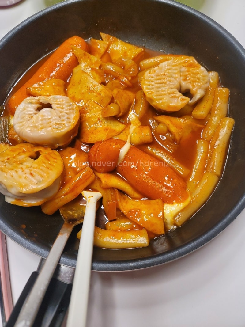 엄자떡볶이 보통맛 냉동보관 밀키트 밀떡볶이