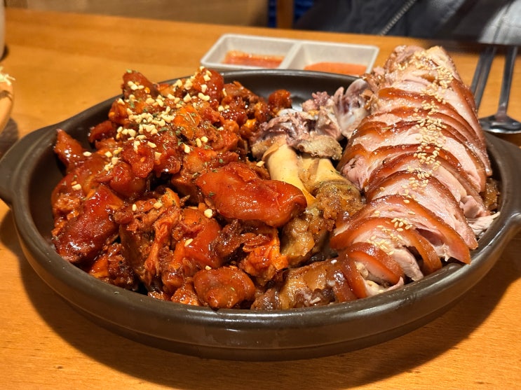  [춘천 족발 맛집] 족발야시장 퇴계점, 입에서 녹는 반반족발+막국수 찐후기 