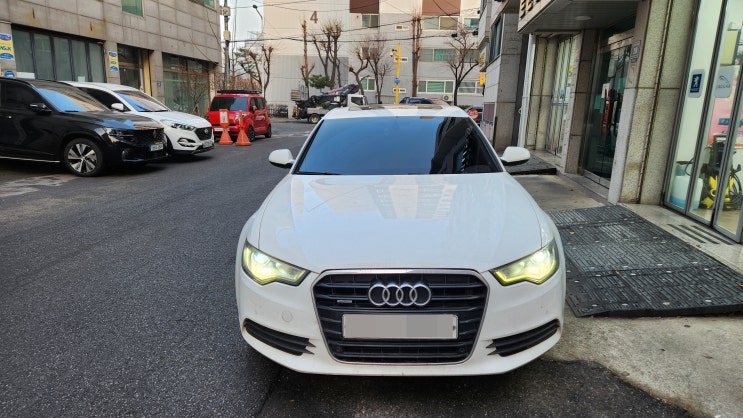  아우디 A6 순정 모니터 깜깜이 화면 수리 작업