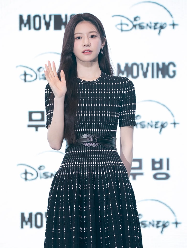 고윤정 키 163cm인데 170cm처럼 보이는 비결 알고 나면 깜짝 놀라실걸요?