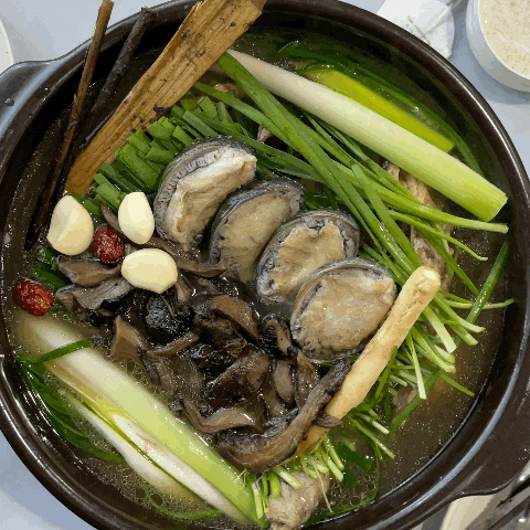  동학사맛집 감나무집 동학사점 | 자연산 능이전복백숙으로 면역력 채우기 완성[공주 맛집]