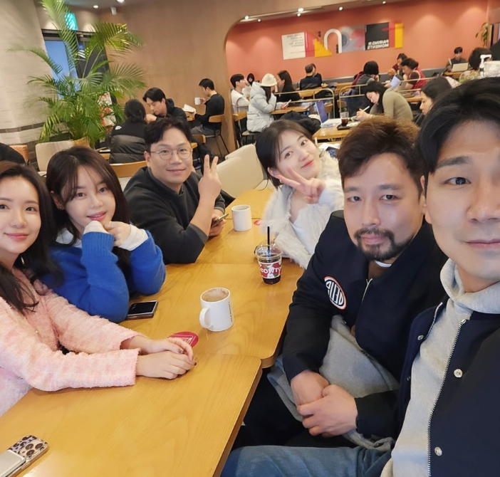   나솔사계 경륜장 총출동! 경수·국화 현커설 속에 피어난 반전 기류?!