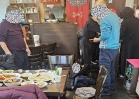   대통령경호처 방호관의 즉각 돌진! 식당서 쓰러진 시민 생명 구했다