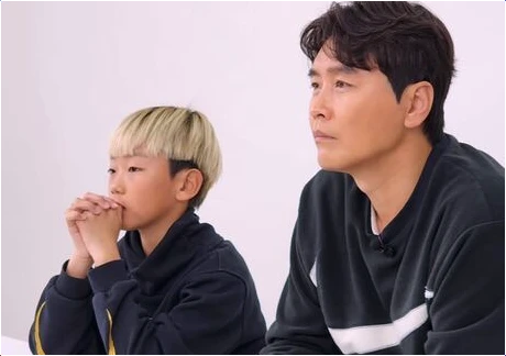 이동국 아들 시안이 폭풍 성장 근황! 아빠의 독한 훈육에 보인 반응은?