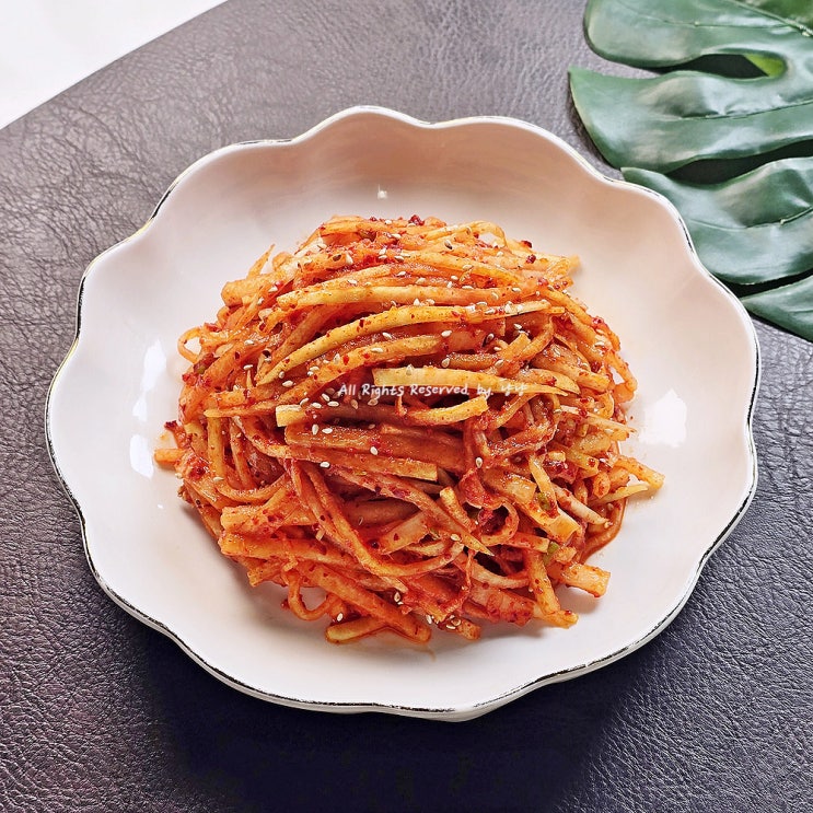 <b>임성근</b> 무생채 만드는법 쉽고 간단한데 식당 맛 그대로!