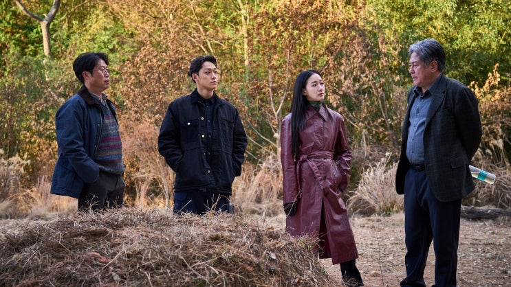  1038] 재미있기는 하지만, 추천은 쉽지 않은 <파묘>