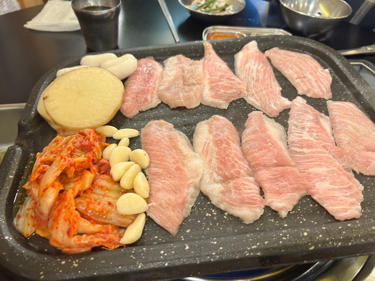  서구청 삼겹살 맛집 서구청 고깃집 회식장소 추천 육더쿠
