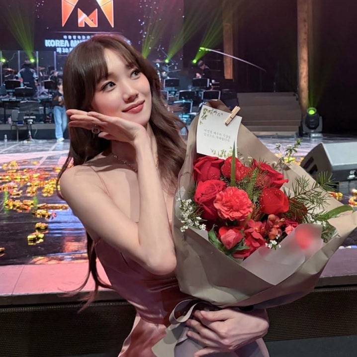 “첫 뮤지컬인데 괜찮을까?” 이성경, ‘알라딘’으로 신인상…16년 꿈 증명했다