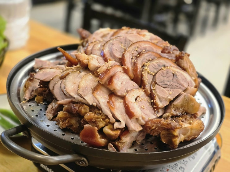  제주공항근처 제주시 연동 도민 현지인 맛집 제주장충왕족발
