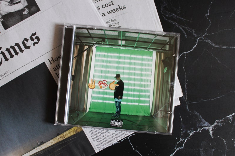 저스디스 1집 앨범 CD | 2mh41k | 한 소년에게 너무 많은 집