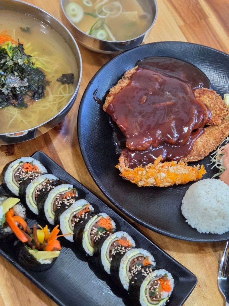 거제 숲소리 공원맛집 아기랑 밥집 거제섬꽃김밥 잔치국수
