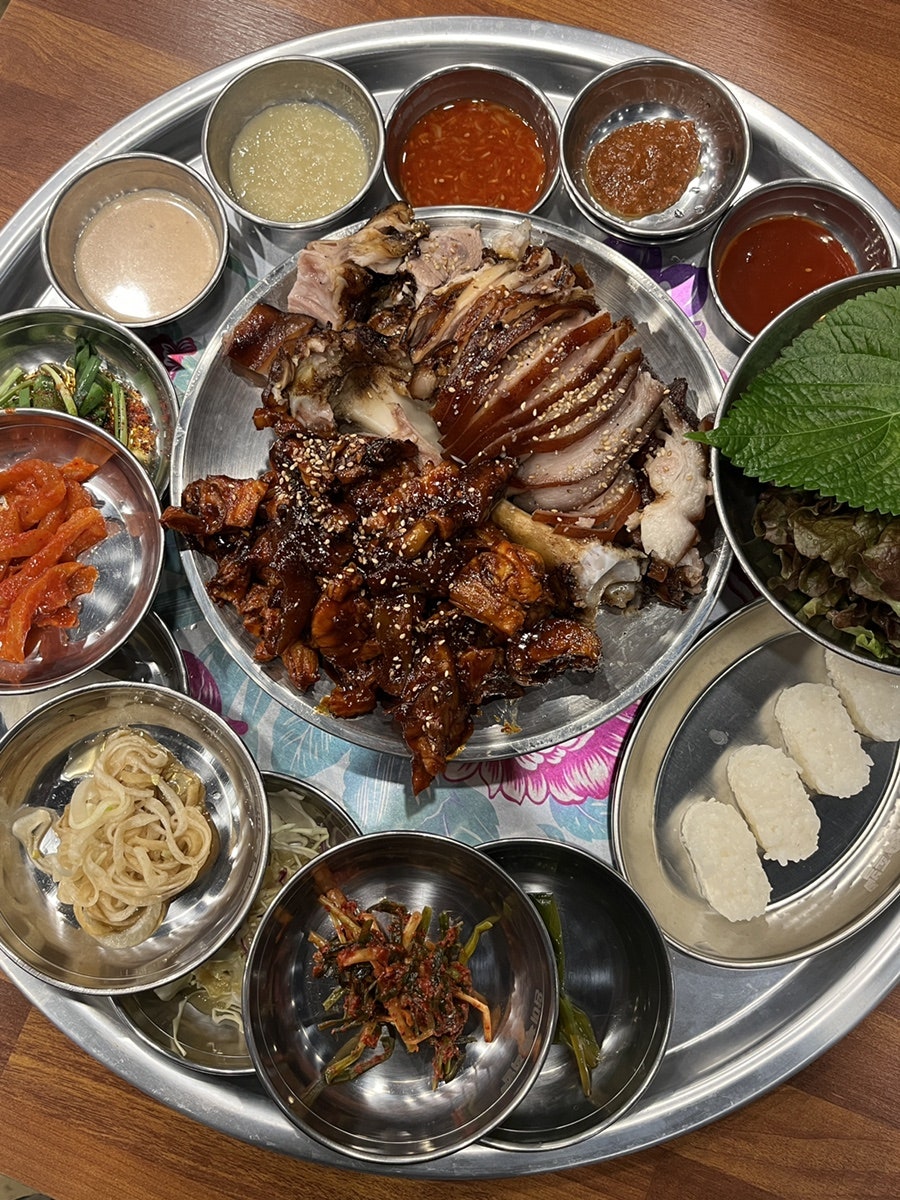 완미족발 강원인제점 사진 1