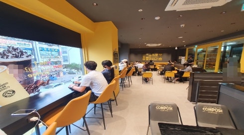 컴포즈커피 동두천지행점 사진 4