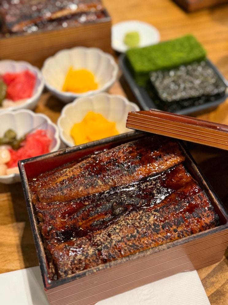  여의도 장어덮밥 맛집 | 블루리본 서베이가 인정한 여의도 점심 맛집 타마