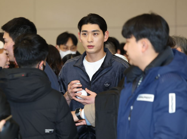  이정후, LA 공항 억류 해프닝 끝에 전격 석방...