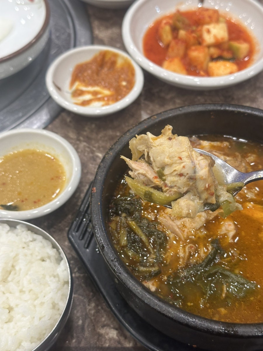 거두리시래기감자탕 만년점 사진 5