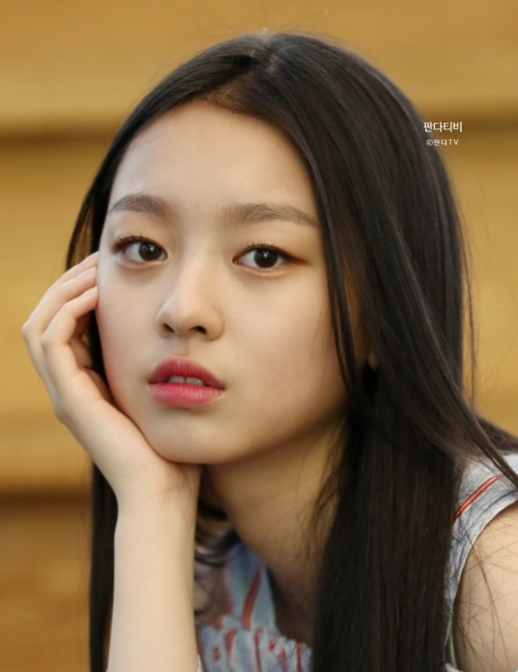  초통령 하니 이수민, 벌써 24살? 성숙미 대박.jpg