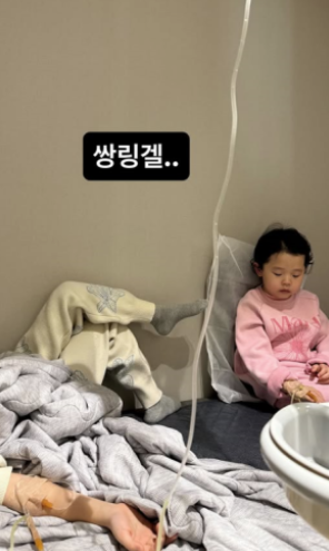   이지혜 두 딸 쌍 링거 투혼 육아 전쟁 언제쯤 편해질 수 있을까요