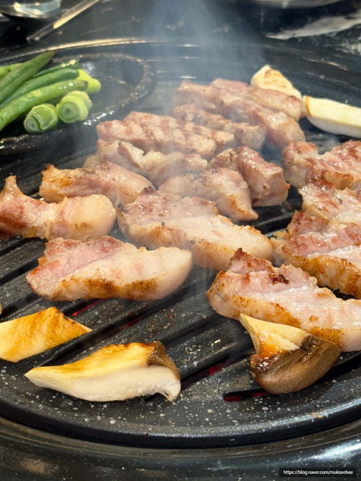  경복궁 고기집 도틔대가 서촌 맛집인 이유! 외국인 핫플