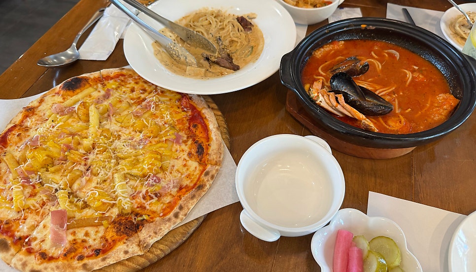레스토랑폴리아 김포점 사진 1