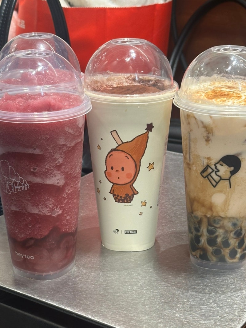 상하이 난징동루 헤이티 '신세계백화점 다이마루 지점 1층 헤이티'