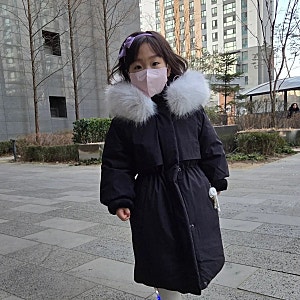 6살 여아 네파키즈 디어윈터구스다운 130 블랙 후기(26.1.~) 내돈내산