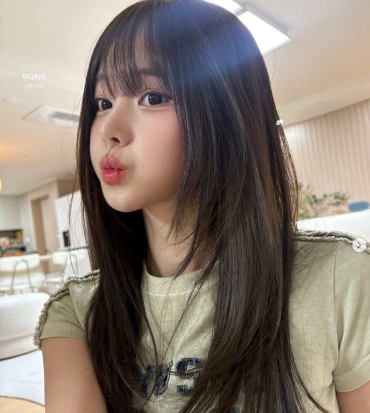  맥심 여신 박민정송형주 깜짝 결혼.jpg