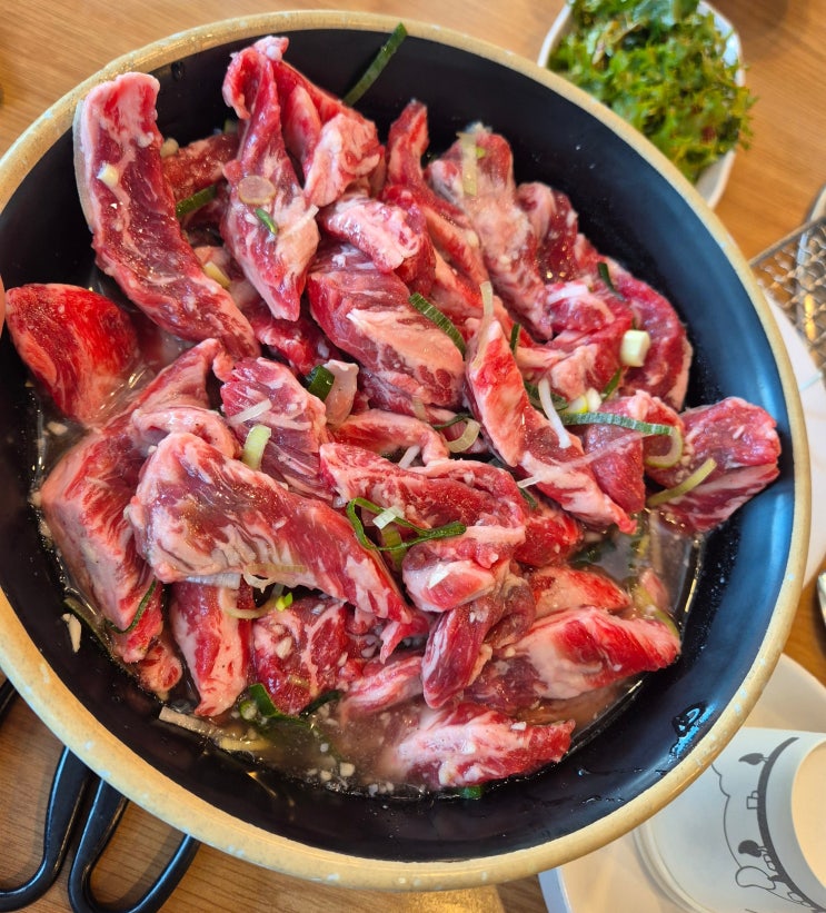  천안 쌍용동 가성비 좋은 고기집 맛집 49소갈비살 목구멍에 기름칠하러