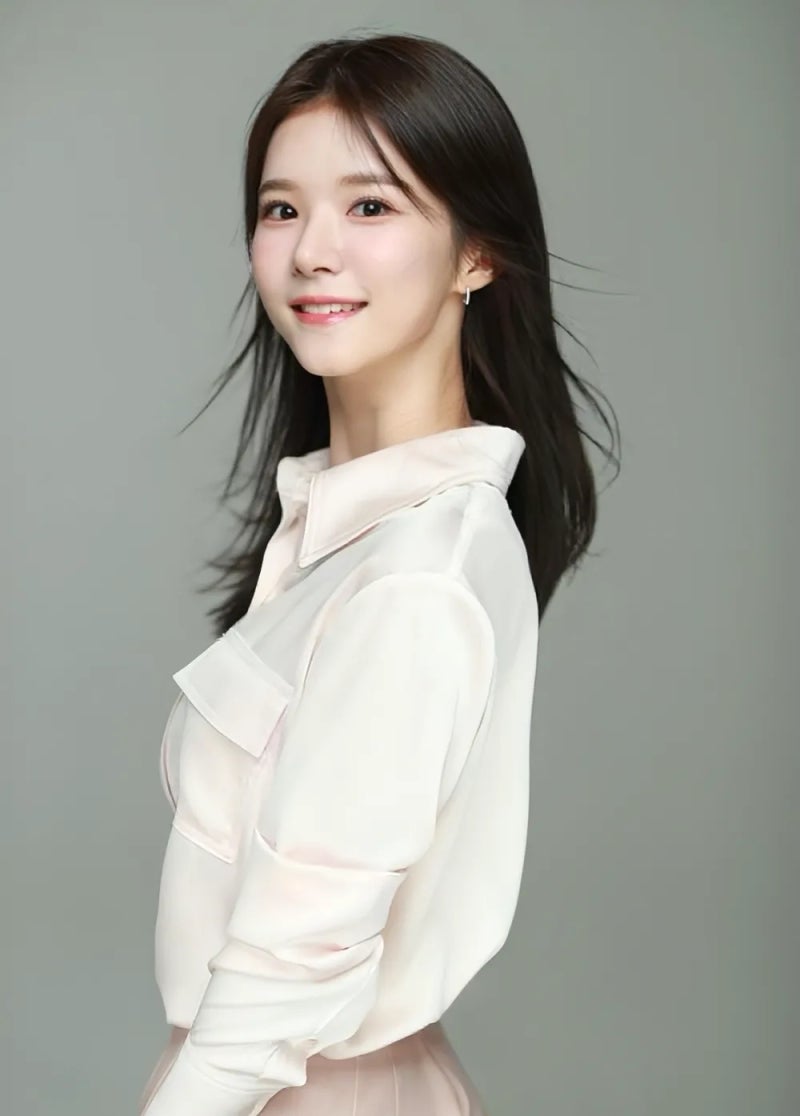 Park So-young's profile: Age, height, education, everything! From the pink vibes with Yang Se-hyung on 'The Manager' to her mysterious side...