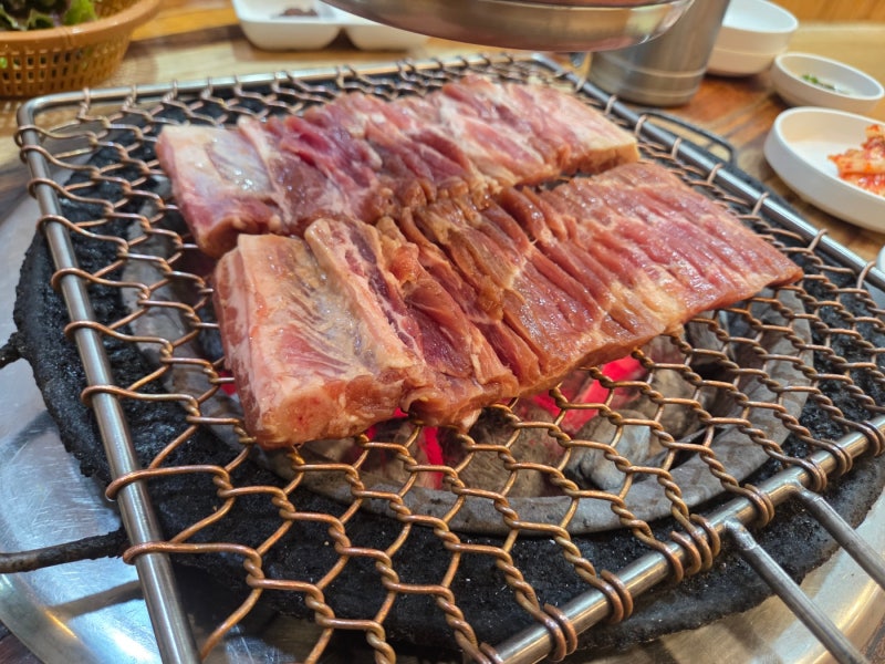 동해 고기 맛집 구워주는 갈비 박대감화로구이