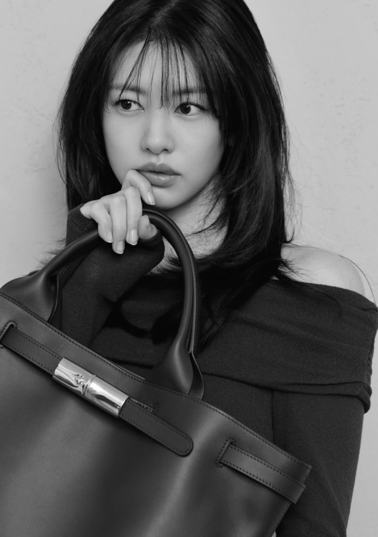  [셀럽 패션] 분위기 미쳤다!! 정소민 인스타 가방 착장 분석