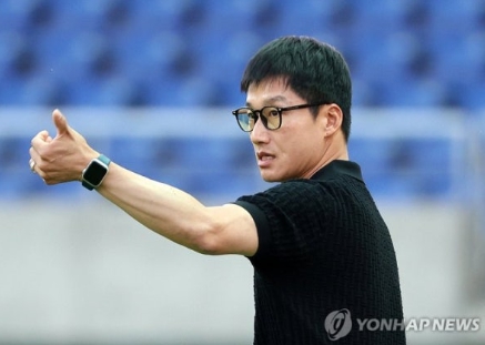  ️ "제발 전술 변태를 데려와라!" 축구 팬들이 지금 이정효 감독을 외치는 진짜 이유