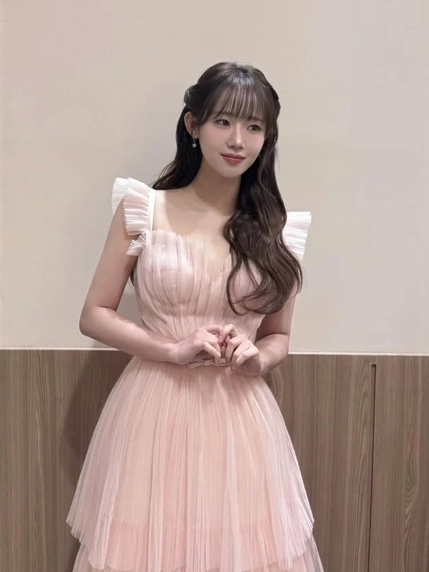 아이오아이 최유정, 깜짝 변신 몰라보게 성숙해진 분위기로 시선 집중