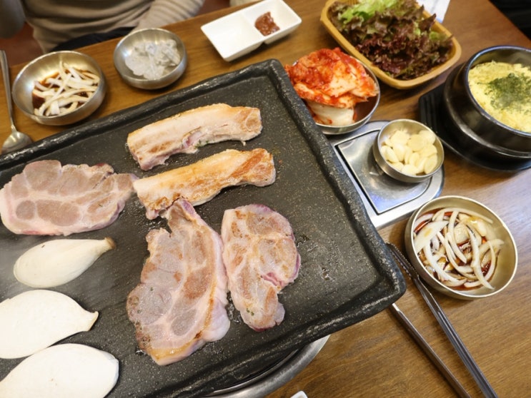  별내 애견동반 식당 별난고기 삼겹살 강아지랑 같이 먹어요.