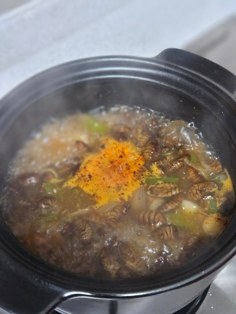번데기탕 만들기 번데기 통조림 간단 술안주 야식 레시피