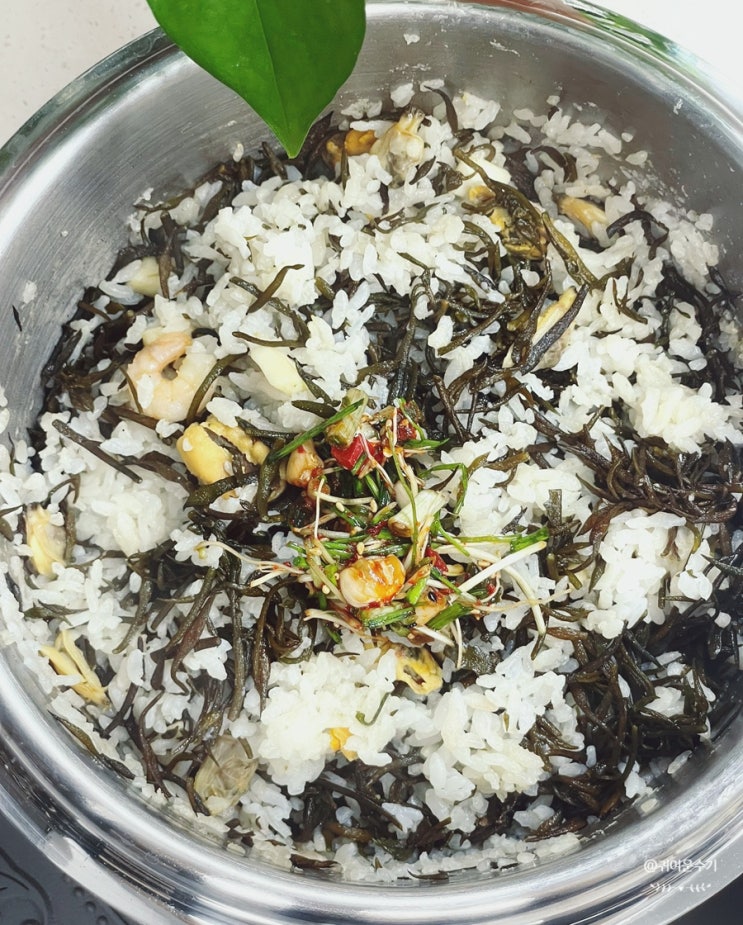  톳밥만들기 톳손질 데치기해서 맛있는 해물톳밥 하는법 톳밥양념장레시피