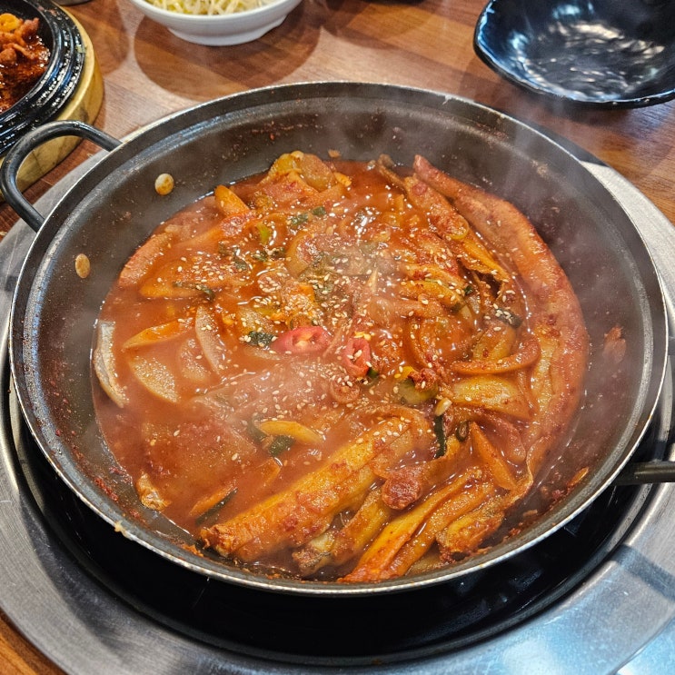  제주 서귀포 순살갈치조림 뼈갈치구이 맛집, 올레시장 근처 어부촌