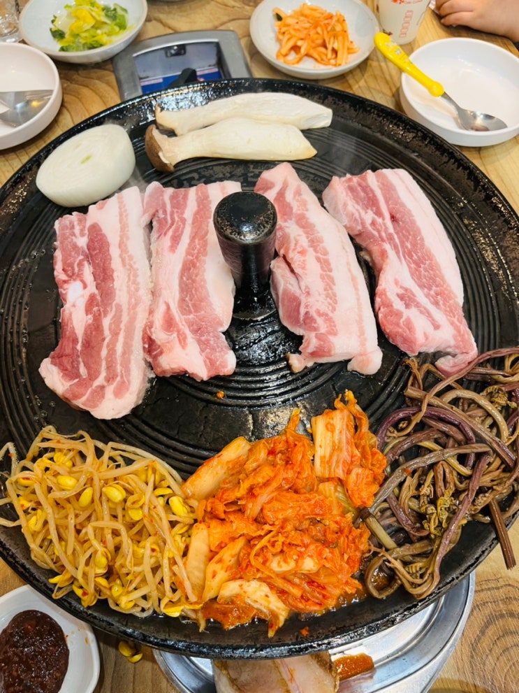  구미고기집 현지인맛집 무쇠솥뚜껑삼겹살 아이랑 가족외식