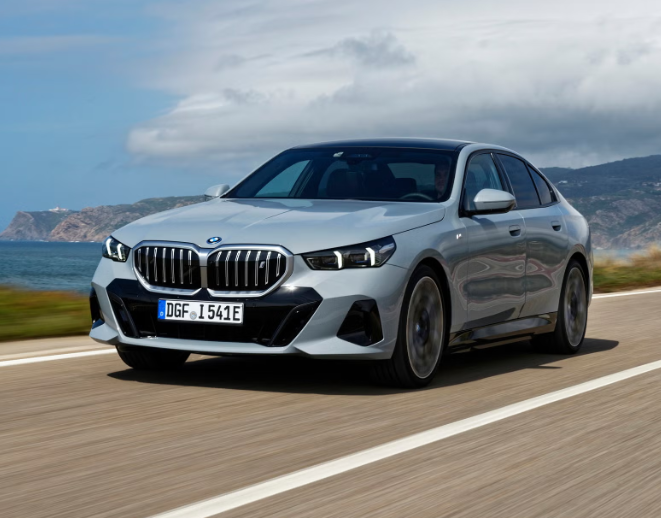  전기차 끝판왕이라 불리는 2026 BMW i5 전기차, 테슬라 보다 낫다?