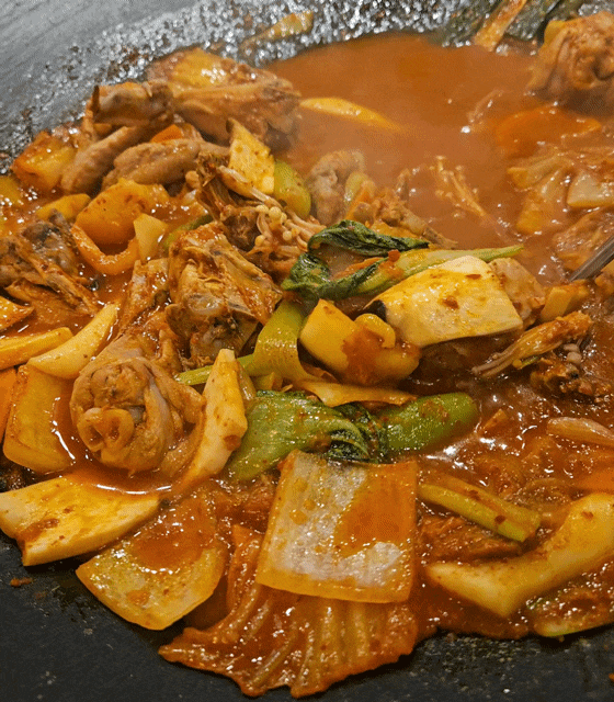  가락시장 닭볶음탕은 여기로! 솥탐 가락시장점