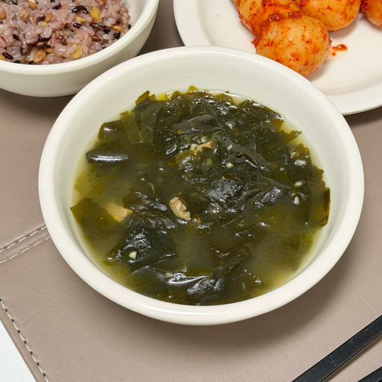  미역국 참기름 없이 끓였더니 국물이 달라지네요 미역국 끓이는 황금레시피