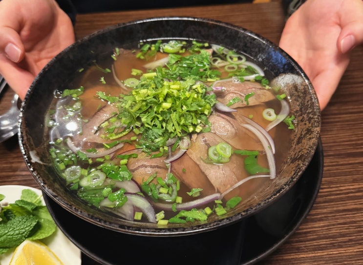  체코 프라하 베트남 식당 Muc Dong 쌀국수 맛집