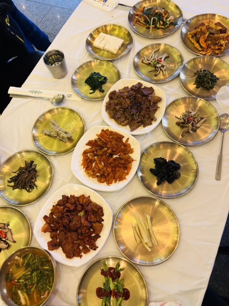  김천 직지사 맛집 한정식 골목 한상 가득 깔끔한 아이랑 금오식당