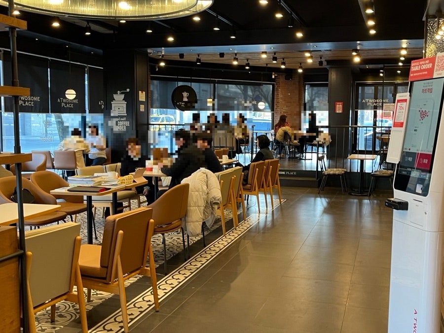 투썸플레이스 익산부송점 사진 3