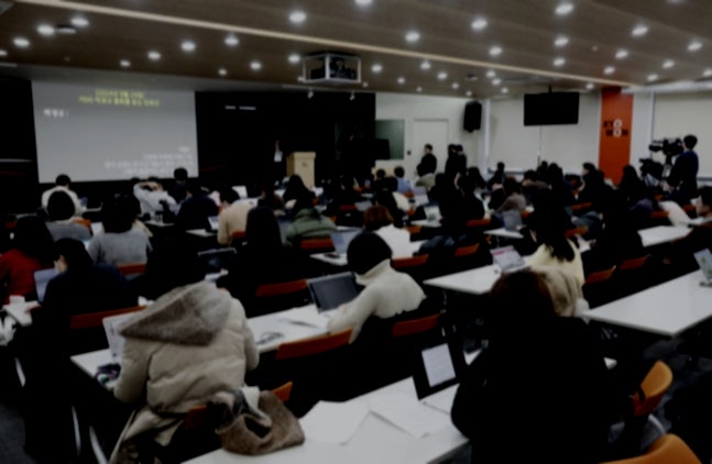  "멤버 가족이 배후", 민희진의 뉴진스 찌르기 - 여론전의 승부수 될까 - 새로운 등장인물 멤버의 큰아버지와 다보링크 회장의 언급