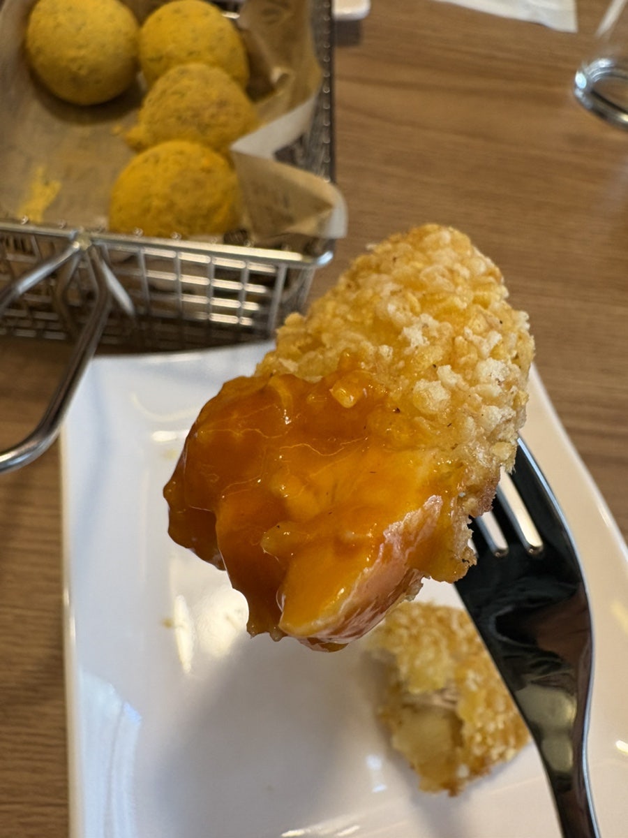 BHC치킨 은평뉴타운점 사진 4