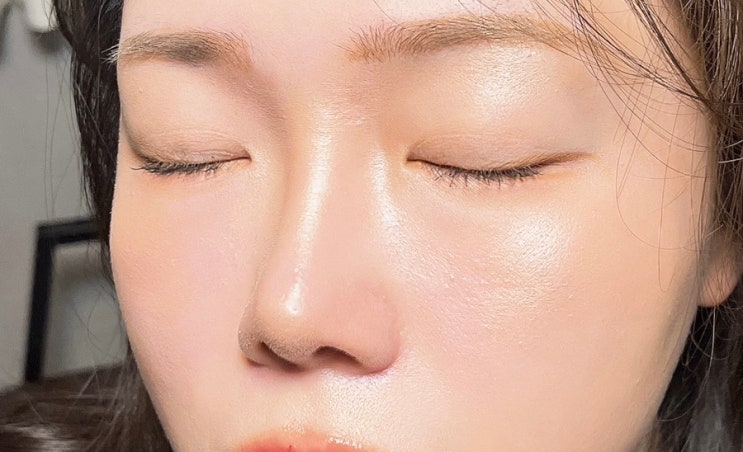  [리뷰]10년 된 로라메르시에 매트 래디언스 하이라이터(내돈내산)