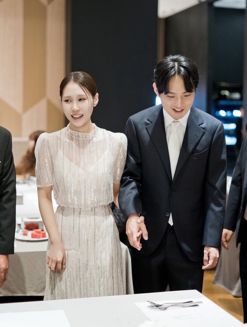 포마이시스 2부 드레스 Yein D 예인디 대여 후기, 연회장 돌잔치 드레스 추천 (이해리 웨딩드레....