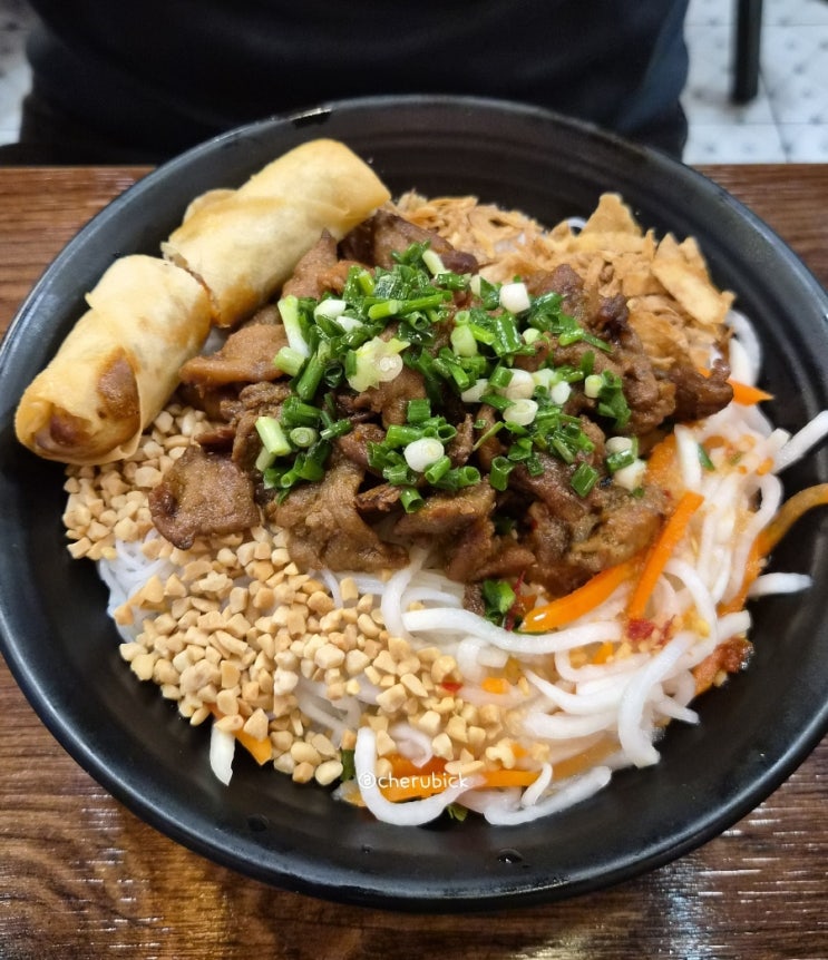  신대방역 맛집, 보라매공원 맛집 봉루아 n번째 내돈내산