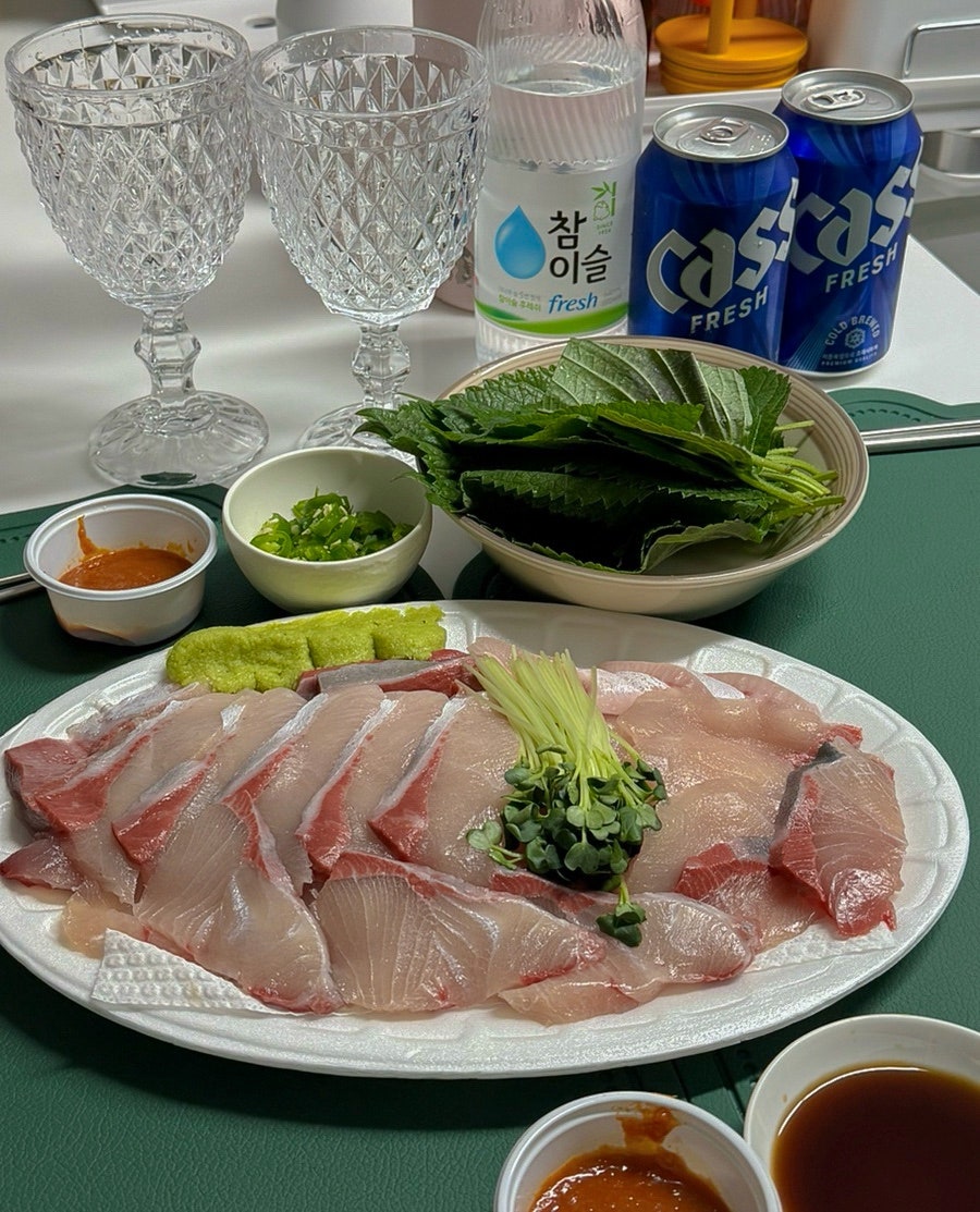 영덕회직판장 사진 2